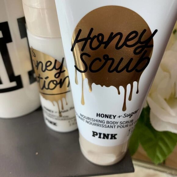 Pink By Victoria’s Secret Mug Set - Picture 15 of 16